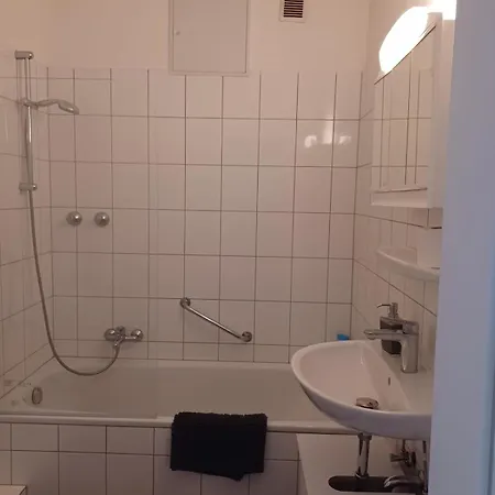 Zentrales Fuer Monteure *