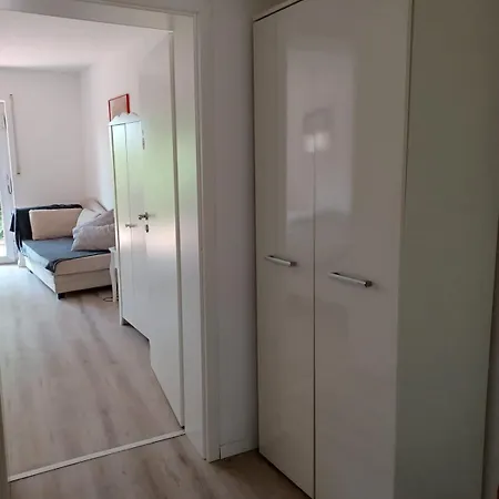 Zentrales Fuer Monteure